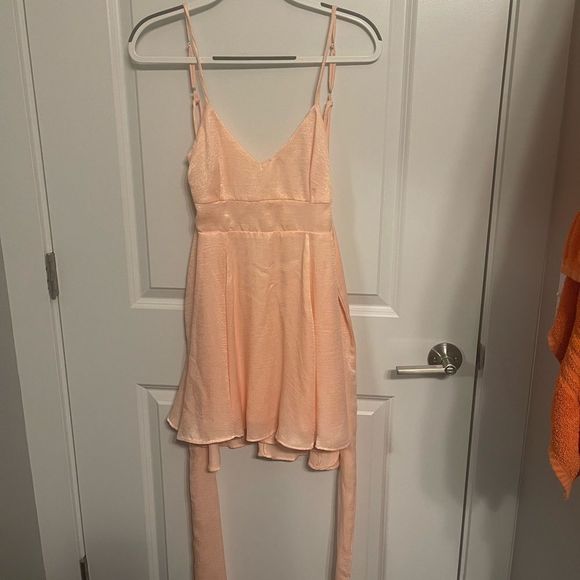 Pink Lucy in the Sky tie dress - Picture 1 of 8